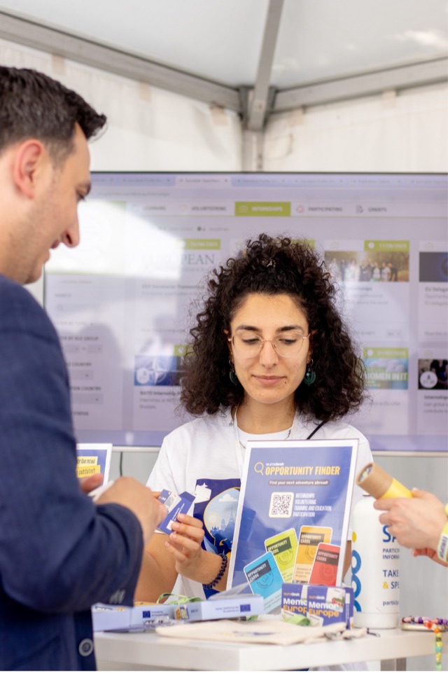 Eurodesk Opportunity Finder booth